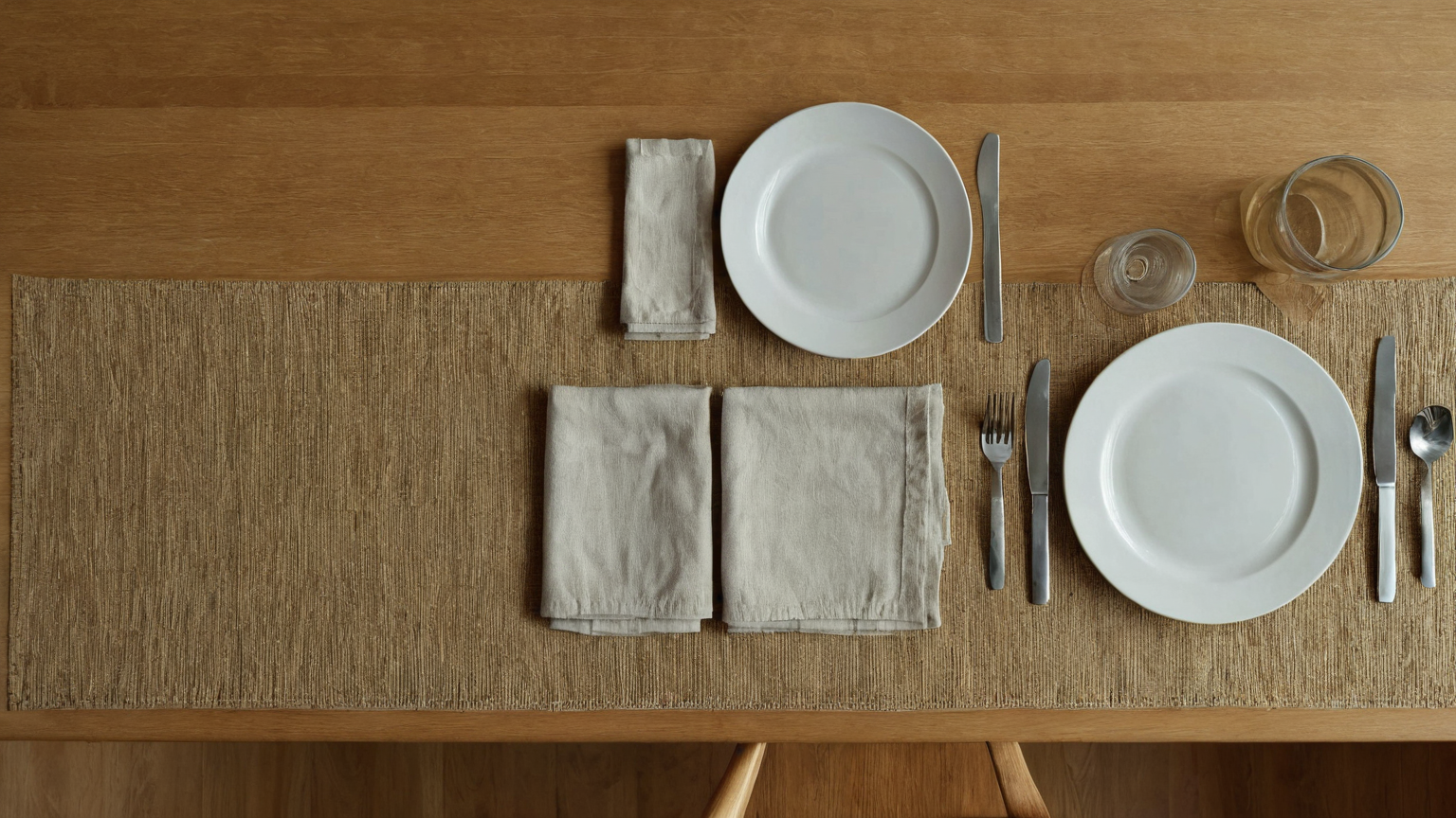 An overhead view separates the removable work zone from dining space